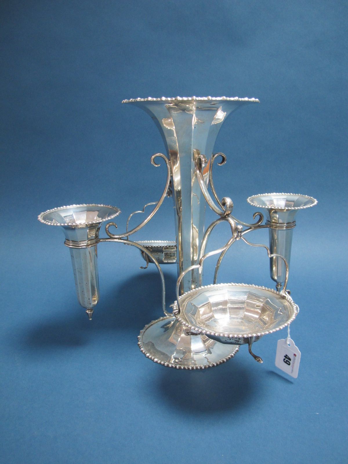 A Hallmarked Silver Table Epergne Centrepiece, Daniel & Arter, Birmingham 1918, the central flared