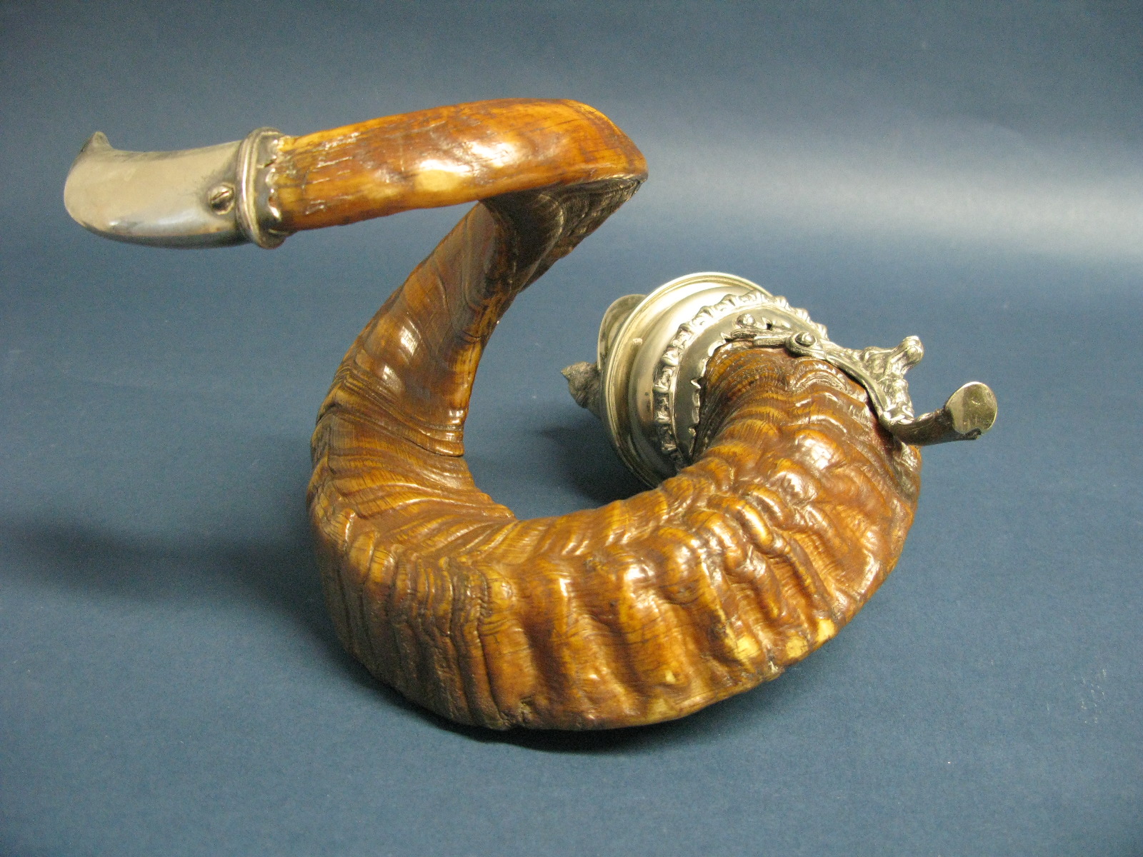 A Walker & Hall Plated Mounted Ram's Horn Snuff Mull, overall height 18cms. - Image 12 of 12