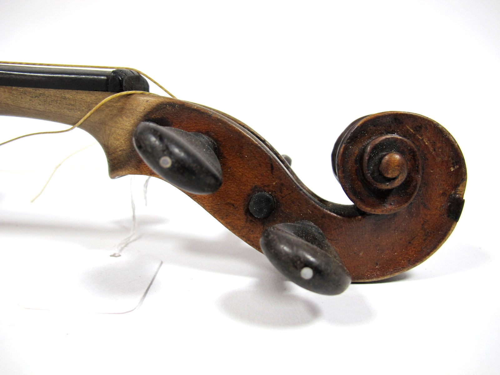 A Violin, one-piece back, length 143/16 in, inlaid purfling, ebony fingerboard. mother of pearl - Image 4 of 6