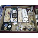A Mixed Lot of Assorted Costume Jewellery, including brooches, imitation pearls, stud earrings,