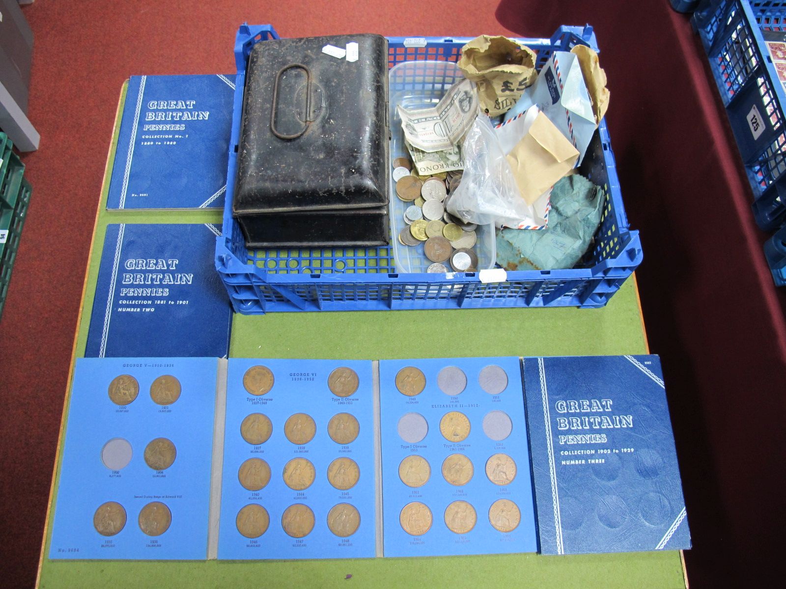 A Quantity of Base Metal Coins, GB and foreign. Foreign banknotes.