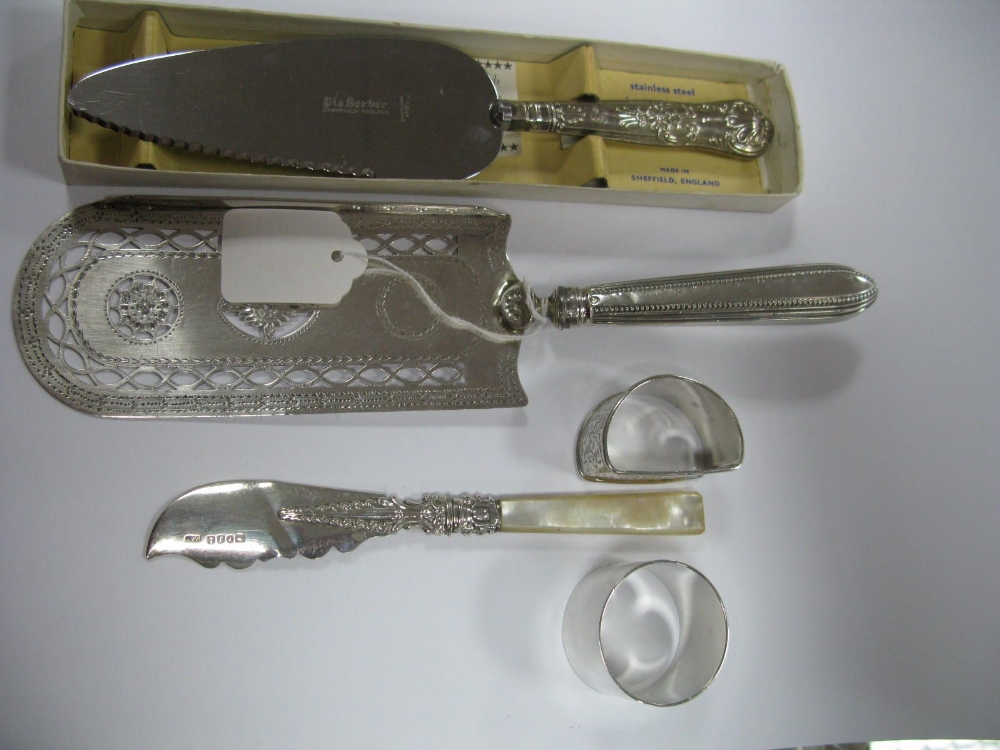 A Georgian Hallmarked Silver Fish Slice, London 1785, of pierced and bright cut design (handle