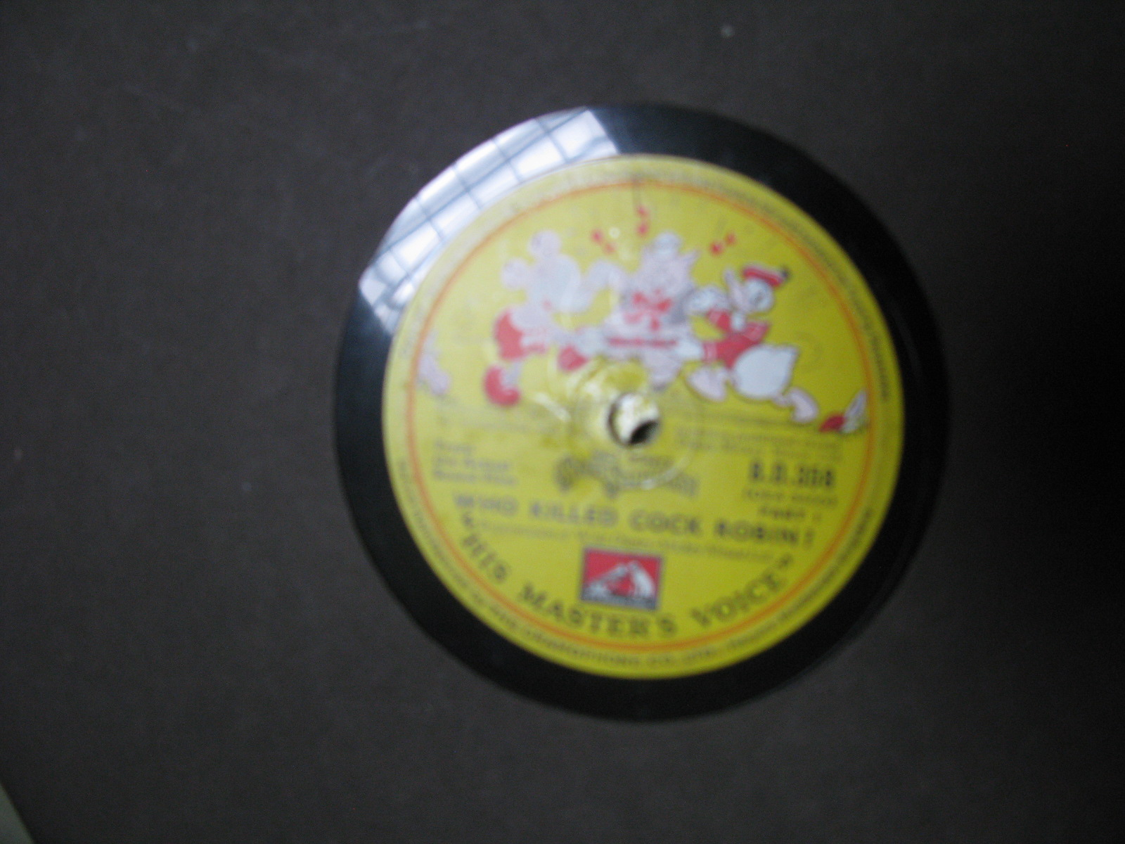 A Boxed Pre-War Chad Valley 'Mickey Mouse' Ring Set, plus a HMV 'Mickey Mouse' Silly Symphonies Four - Image 3 of 6