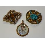 A Victorian yellow metal and turquoise mourning brooch,