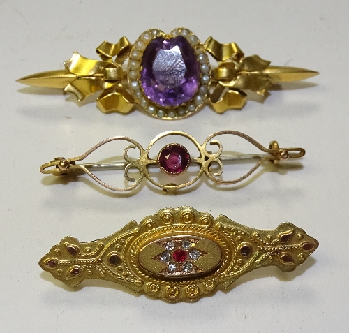 A Victorian 9ct gold amethyst and seed pearl brooch,