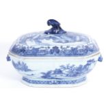 EIGHTEENTH-CENTURY BLUE AND WHITE NANKIN TUREEN