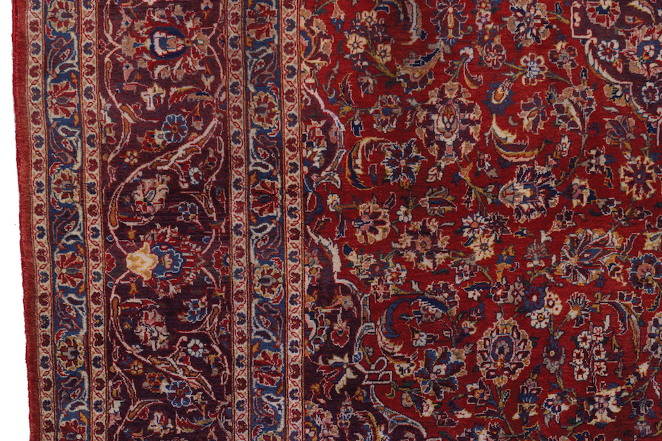 LARGE MID TWENTIETH-CENTURY WEST PERSIAN KASHAN CARPET on red ground, with ivory and blue - Image 2 of 5