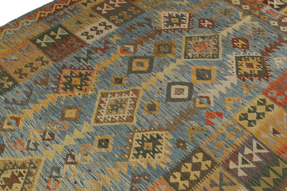 NORTHEAST PERSIAN KELIM VEG DYE CARPET on turquoise ground, with repeated diamond medallions, and - Image 3 of 6