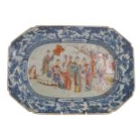 EIGHTEENTH-CENTURY CHINESE POLYCHROME PLATTER decorated with figures 20 x 29 cm.