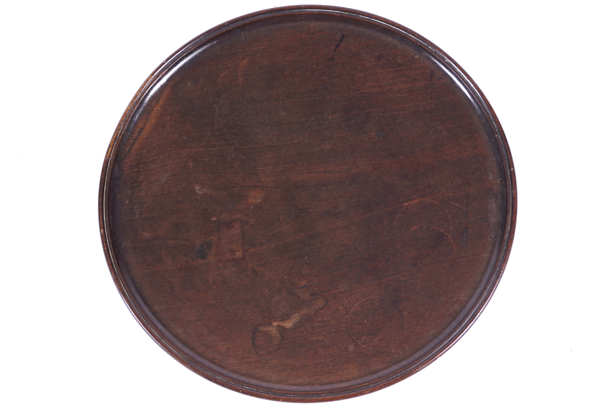 EIGHTEENTH-CENTURY PERIOD MAHOGANY CIRCULAR TRAY Provenance: The Robinson Collection