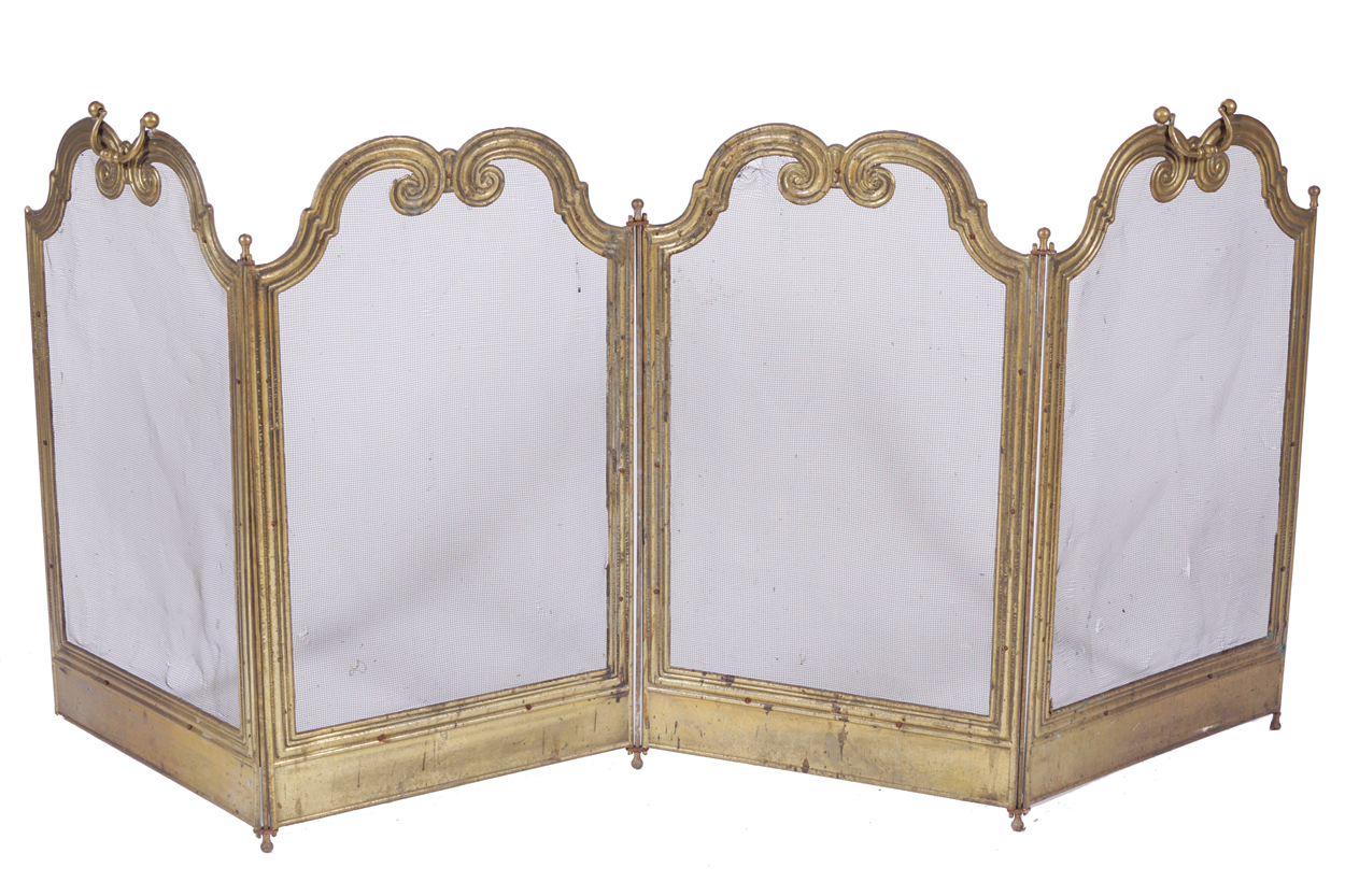 NINETEENTH-CENTURY CENTURY OLD ARCHED PANELLED FIRE SCREEN 54 cm. high; 120 cm. wide