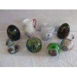 Mdina coloured glass paperweights etc (8)