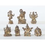 7 Miniatur-Figuren Nepal/Indien, 20. Jh., Silber (säuregeprüft), 5x Darstellungen von Ganesha in