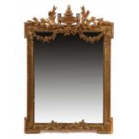 Prächtiger Spiegel im klassizistischen Stil Ende 19. Jh., Holzrahmen mit Stuckdekor, vergoldet,