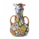 Millefiori-Henkelvase Fratelli Toso, Murano, 2. Hälfte 20. Jh., farbloses Glas mit polychromen