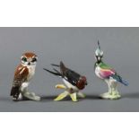 3 kleine Vogelfiguren Hutschenreuther, Selb, nach 1970, Porzellan, polychrom auf- und