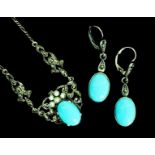 COLLIER UND OHRHÄNGER Silber mit Markasiten und Larimar. A NECKLACE AND EARRINGS Silver with