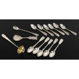 LOT VON 14 SILBERNEN BESTECKTEILEN 19./20.Jh. Zus. ca. 335g A LOT OF 14 SILVER CUTLERY ITEMS 19th/