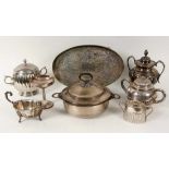 KONVOLUT 12 GESCHIRRTEILE Versilbert A LOT OF 12 DISH ITEMS Silver-plated