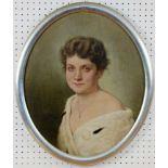 ARON, TONI Esseg/Slavonien 1859 - 1920 München Damenportrait. Öl/Karton, signiert und dat.: 1920.