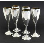 SATZ VON 6 CHAMPAGNE KELCHEN Silber 800. Mit Innenvergoldung. H.19,5cm, ca. 656g A SET OF 6