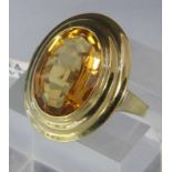 RING, 585/000 Gelbgold mit Citrin. Brutto ca. 5,1g A RING, 585/000 yellow gold set with citrine