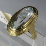 RING, 585/000 Gelbgold mit Aquamarin. Brutto ca. 6,2g A RING, 585/000 yellow gold set with