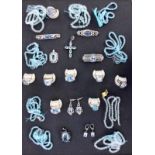 LOT VON 16 TEILEN SILBER-SCHMUCK meist Blautopase A LOT OF 16 SILVER JEWELLERY ITEMS Mostly blue