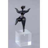 VENUS 20./21.Jh. Patinierte Bronze einer stilisierten nackten Frau in tänzerischer Pose. Auf
