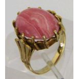 DAMENRING 585/000 Gelbgold mit Rhodochrosit. Brutto ca. 9,2g, Gr. 56 A LADIES RING, 585/000 yellow