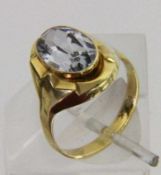 DAMENRING 585/000 Gelbgold mit Aquamarin. Brutto ca. 4,3g, Gr. 58 A LADIES RING 585/000 yellow