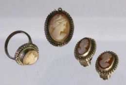 3 KAMEEN Silber, vergoldet. Ohrclipse, Ring und Anhänger 3 CAMEOS Silver, gilt. Ear clips, a ring