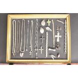 LOT VON 23 TEILEN SILBERSCHMUCK A LOT OF 23 SILVER JEWELLERY ITEMS