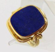 DAMENRING 585/000 Gelbgold mit Lapislazuli. Brutto ca. 6,2g, Gr. 58 A LADIES RING 585/000 yellow