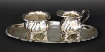 SAHNESERVICE Bruckmann, Heilbronn Silber 800. Barockform, 3-teilig. Zus. ca. 433g A SILVER SERVICE