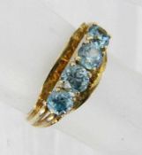 DAMENRING 585/000 Gelbgold mit 4 Zirkonen. Gr.56, brutto ca. 3,8g A LADIES RING 585/000 yellow