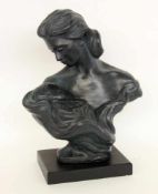 ALICE HEATH Austin Prod. Sculpture 1991 Sweet Lullaby. Mutter mit Kind. Signiert. H.40cm (mit