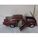 Aston Martin: a 1/24 scale model Aston Martin DB5