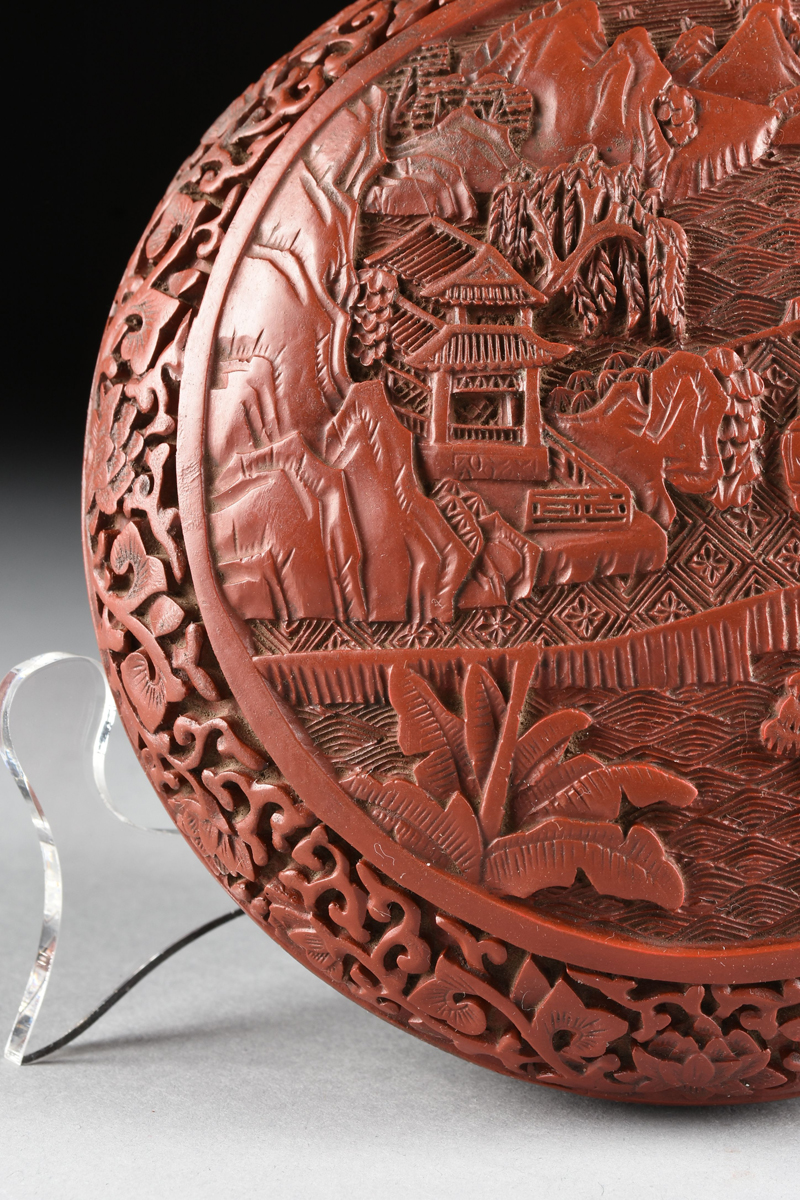 A CHINESE CARVED CINNABAR LACQUER COVERED BOX, REPUBLIC PERIOD CIRCA 1917-1949, the circular - Image 4 of 10