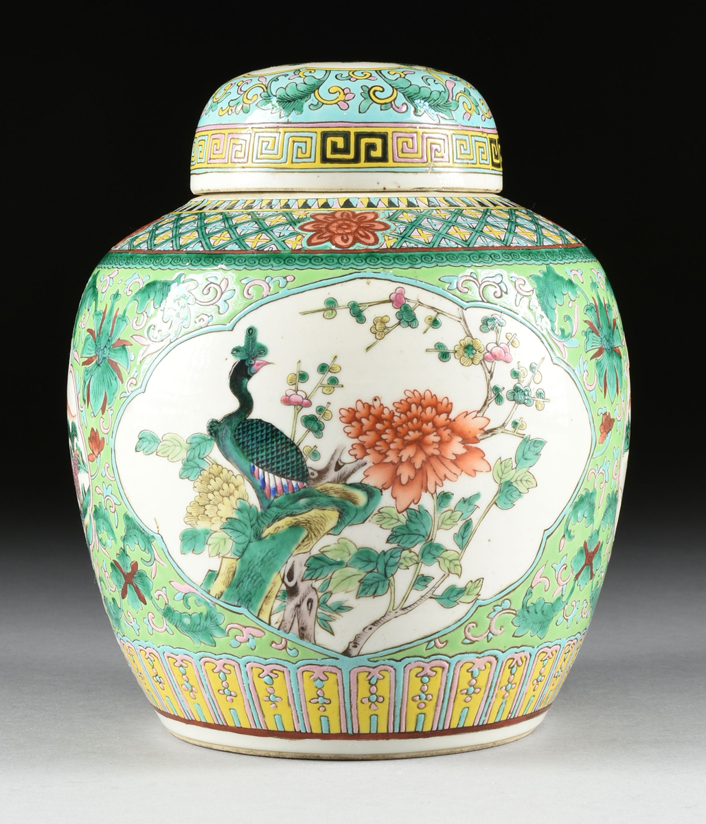 A PAIR OF CHINESE "FAMILLE VERTE" PORCELAIN GINGER JARS WITH LIDS, REPUBLIC PERIOD CIRCA 1917- - Image 4 of 14