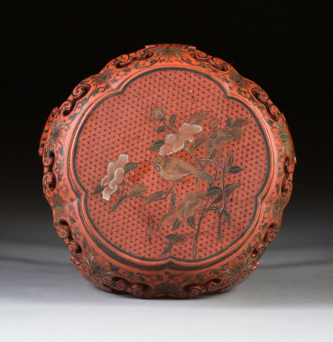 A PAIR OF CHINESE RED LACQUERED WOOD GARDEN SEATS, MID TO LATE 20TH CENTURY, of lobed pentagonal - Image 9 of 11