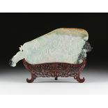 A CHINESE FIGURAL CARVED JADE TABLE SCREEN ON BASE, 19TH CENTURY, PROBABLY QING DYNASTY, the archaic