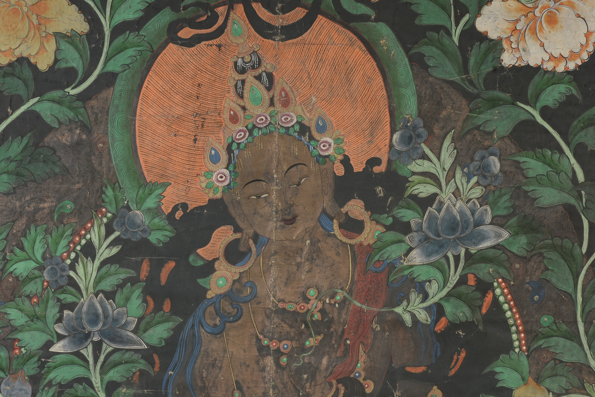 AN ANTIQUE FRAMED TIBETAN THANGKA PAINTING, paint on linen. 38" x 27" Condition: Roll marks visible. - Image 3 of 9