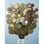 A quantity of World coins some silver 19th and 20th century examples include: Canada, France,
