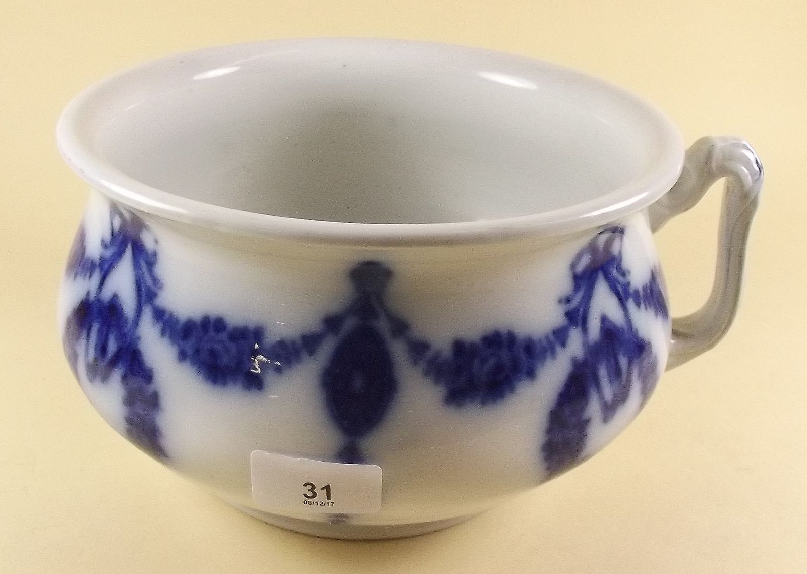 A Wood and Sons 'Savoy' chamber pot