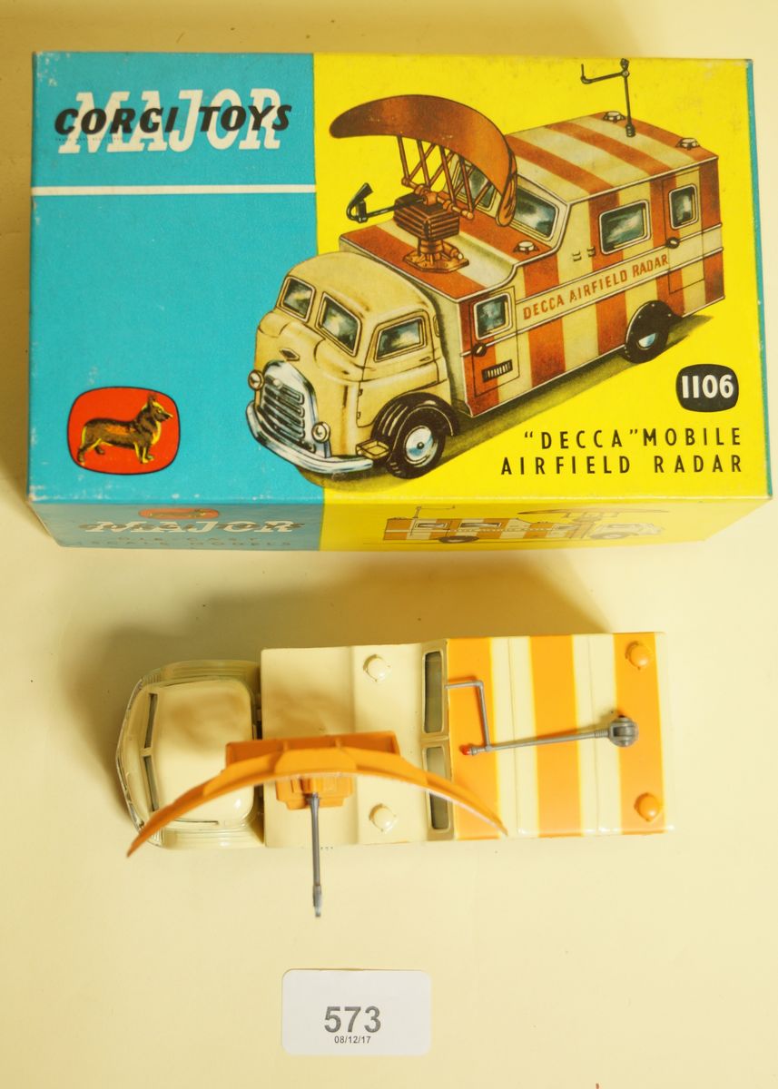 A Corgi Decca Mobile Airfield Radio 1106 - boxed - Image 2 of 2