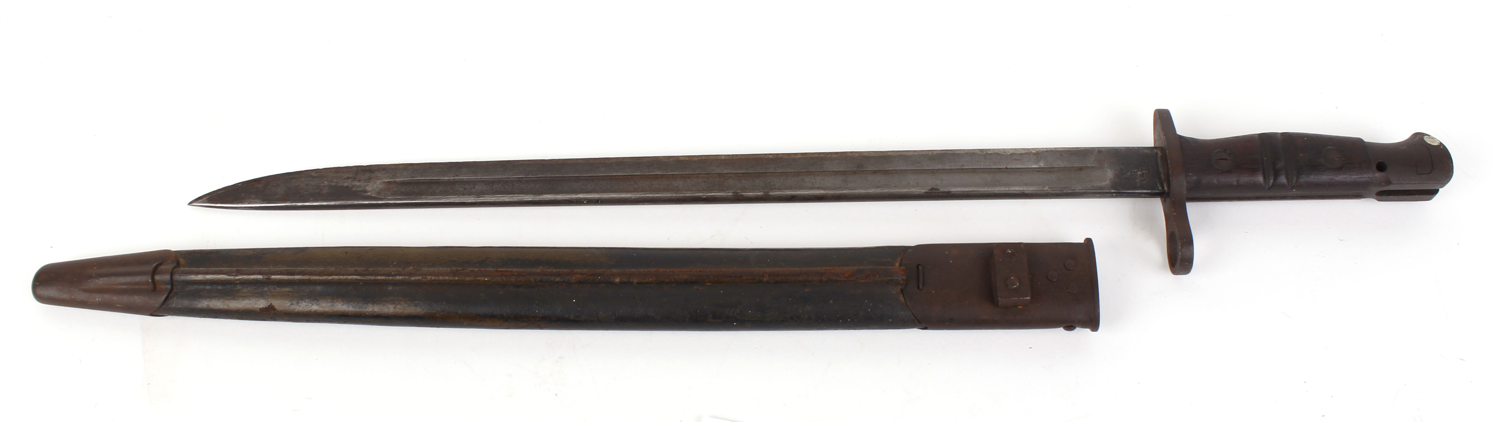 Remington 1918 (US M1917) bayonet, 17 ins single edged fullered blade, wood grips,