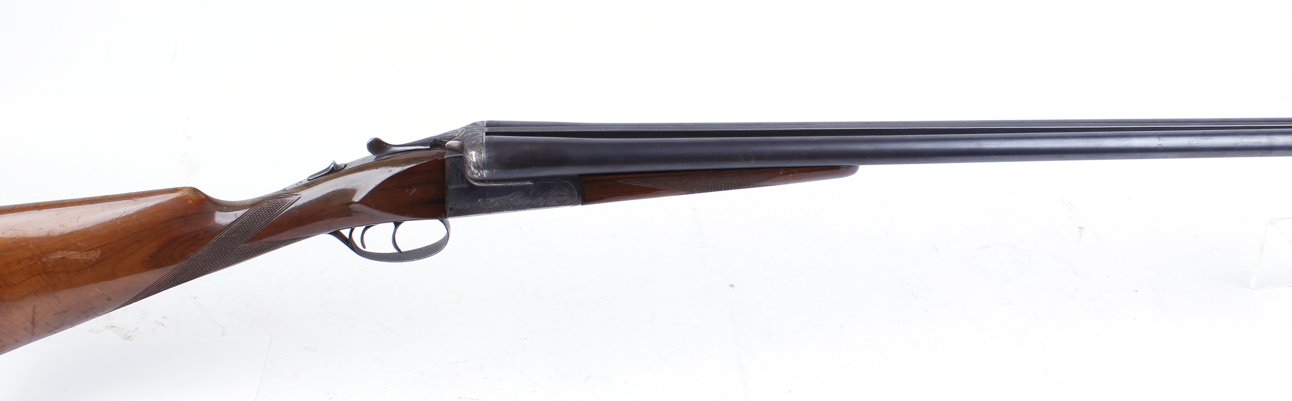 12 bore boxlock ejector by Essex, 27½ ins barrels, ¼ & ½, raised game rib, 70mm chambers, engraved