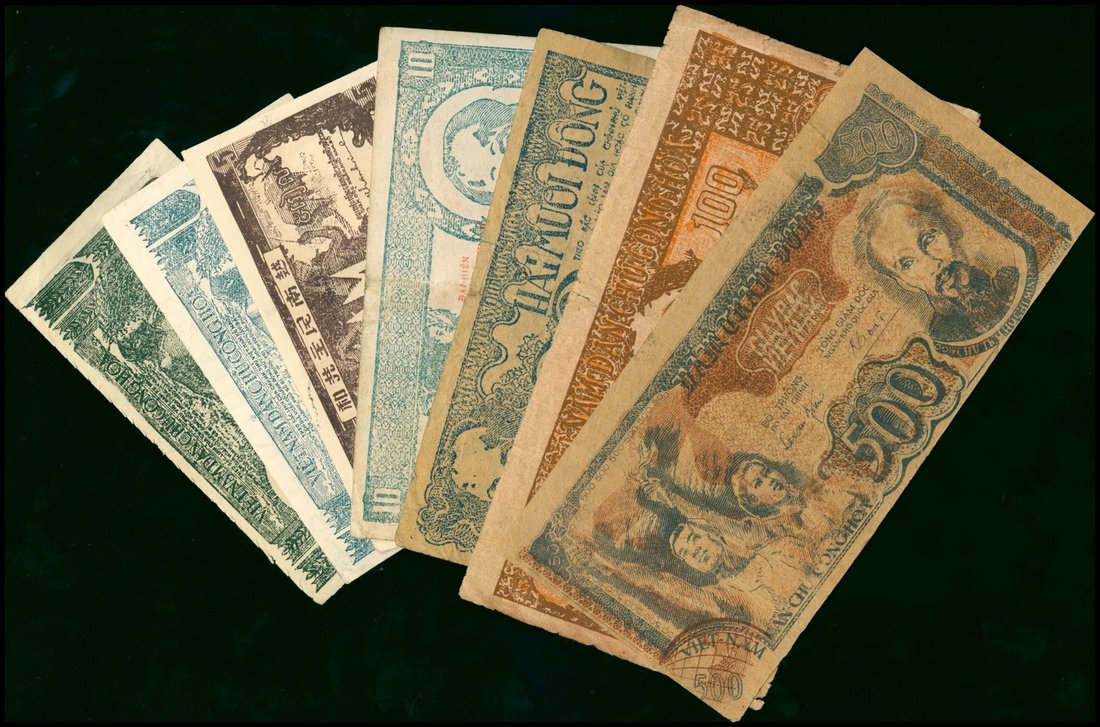 Vietnam, group of 7 notes, 1940's,