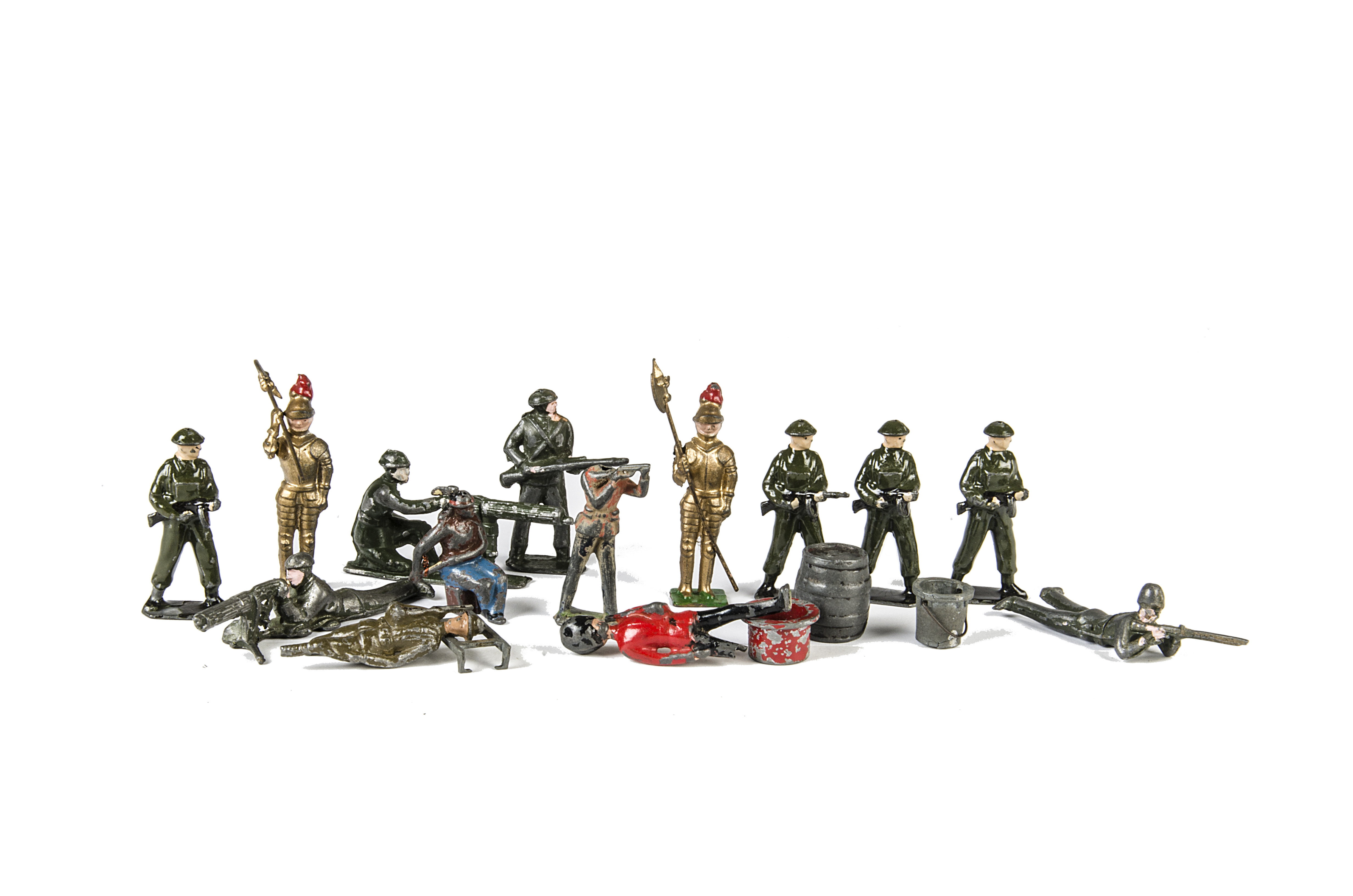 Britains boxed set 1257 Yeoman of the Guard, loose in ROAN box, VG in F box, additional Timpo